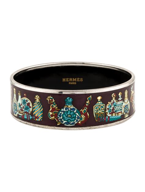 vintage hermes bangles|Hermes wide enamel bangle.